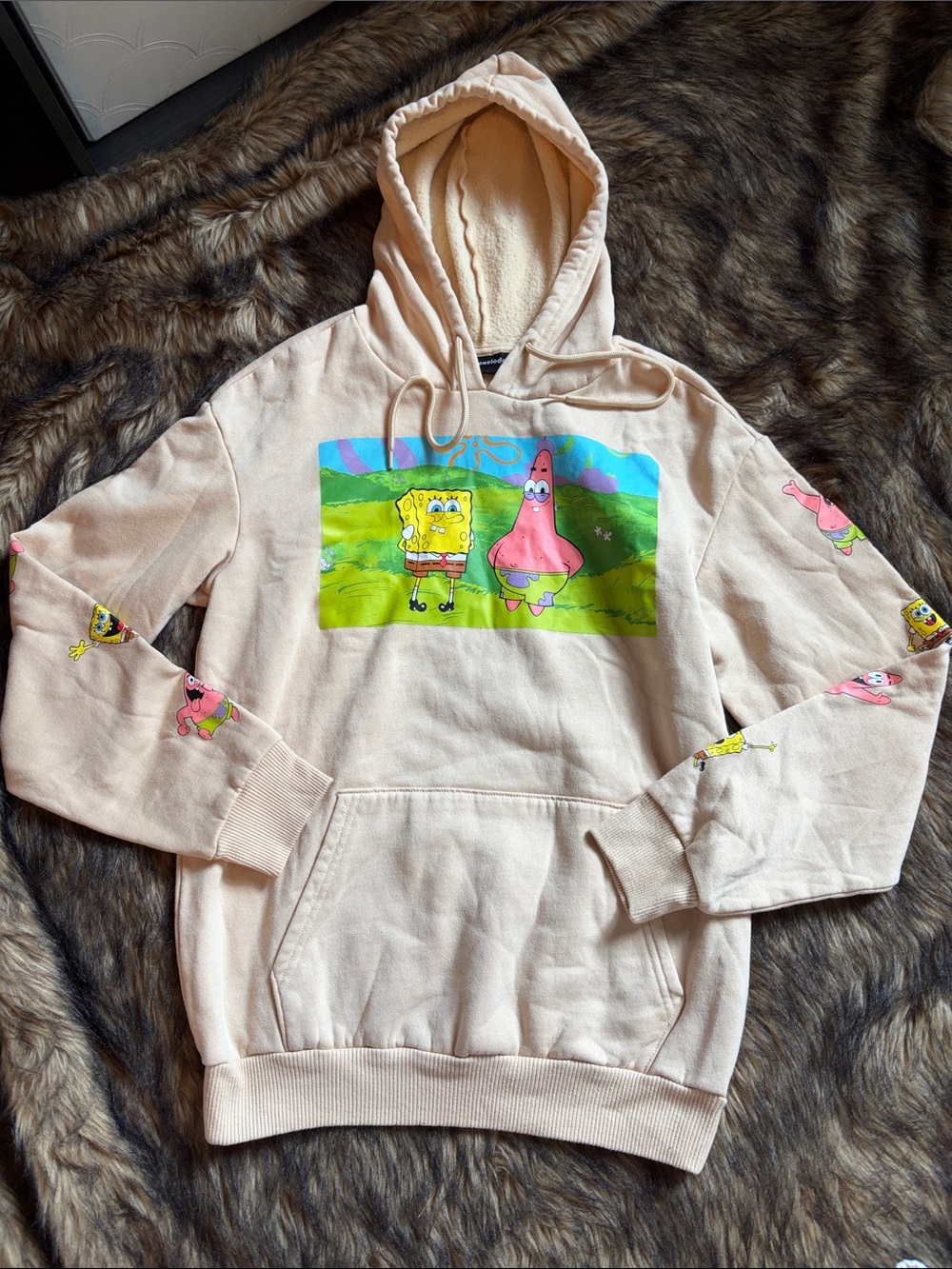 Nickelodeon - SpongeBob Square Pants Cream Hoodie Size Small